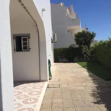 Moradia Em Altura! Beach House Exterior photo